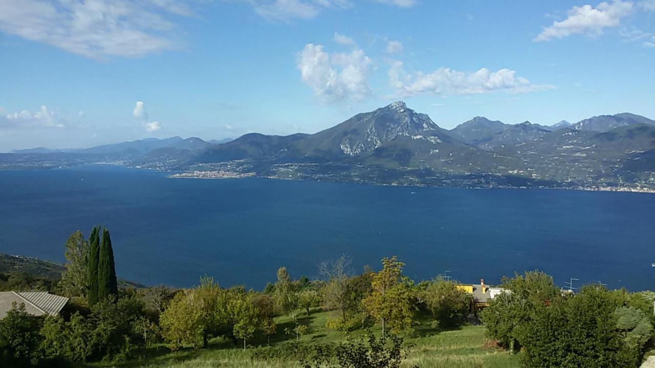 Beb Da Paolo Con Vista Lago San Zeno di Montagna Exterior foto
