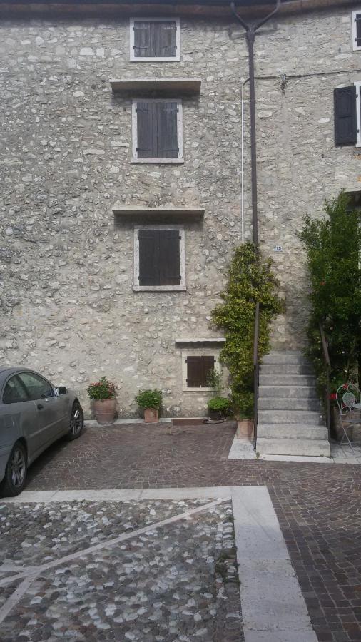 Beb Da Paolo Con Vista Lago San Zeno di Montagna Exterior foto