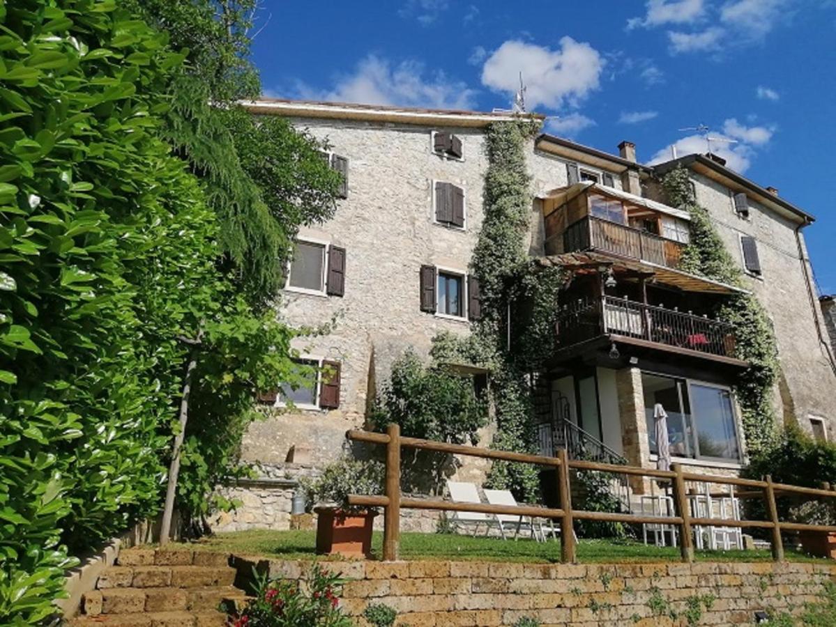 Beb Da Paolo Con Vista Lago San Zeno di Montagna Exterior foto